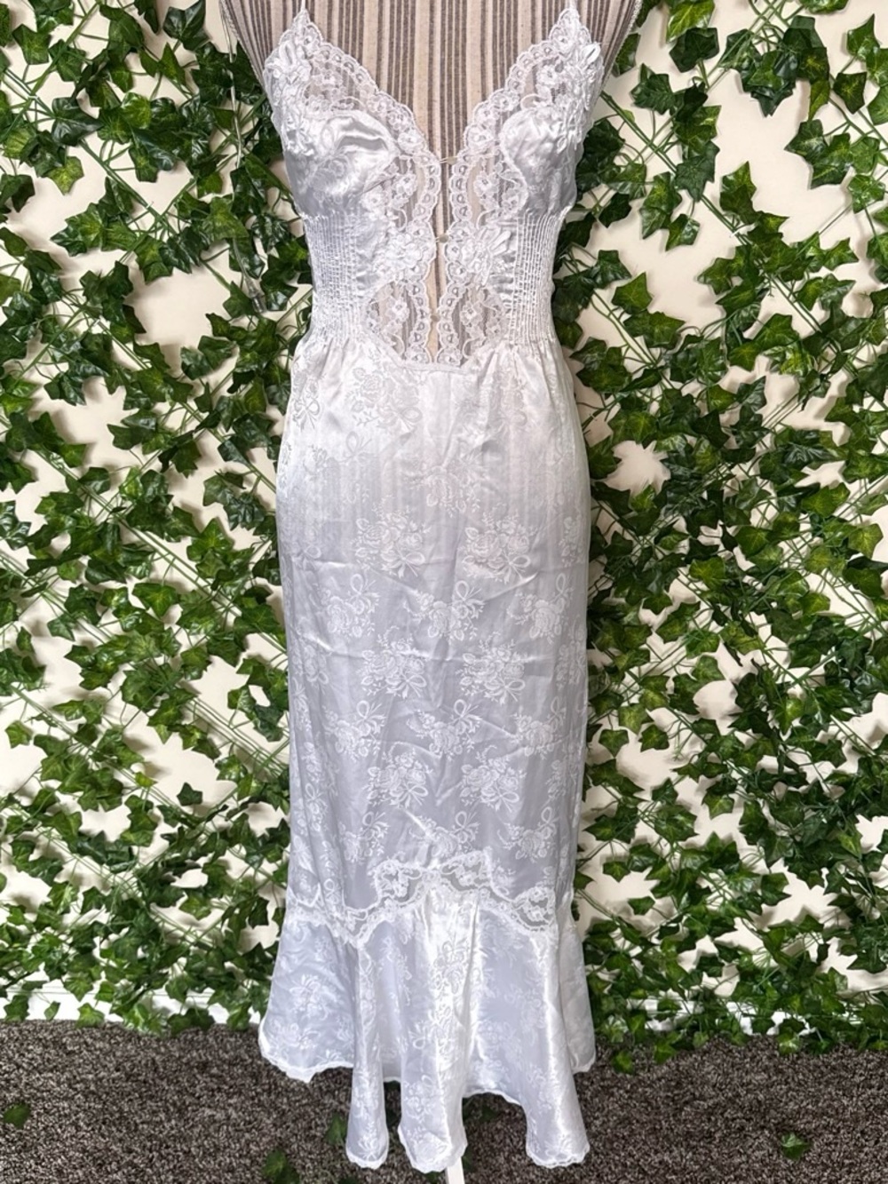 Elegant White Lace V-Neck Slip Dress